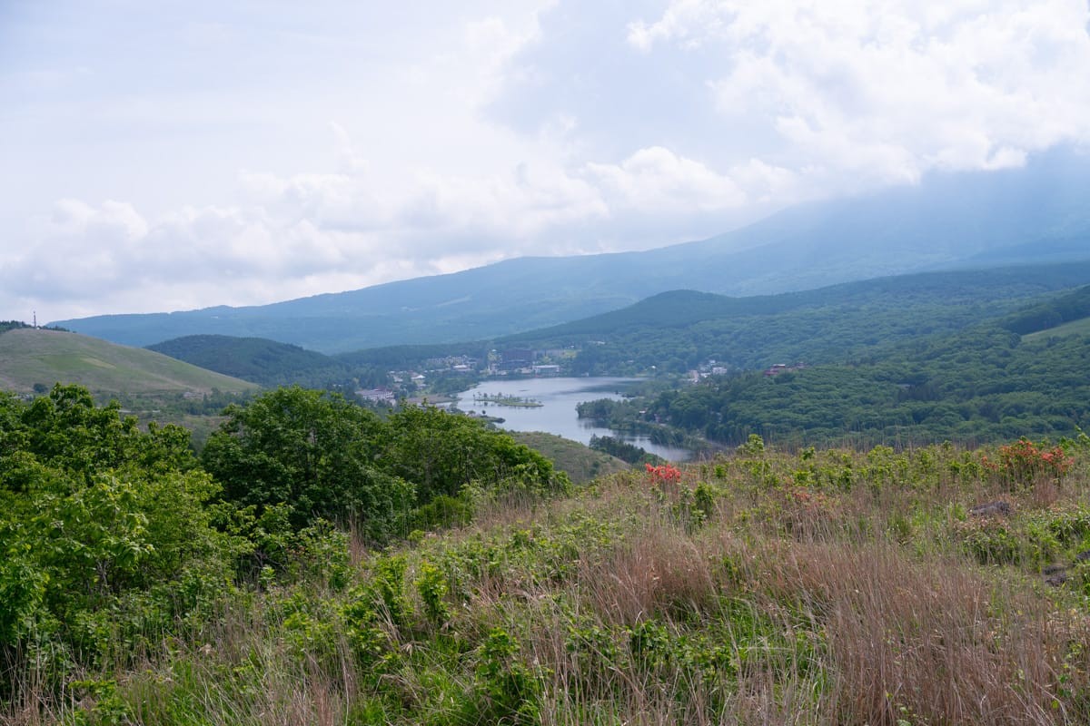 白樺湖与霧ヶ峰